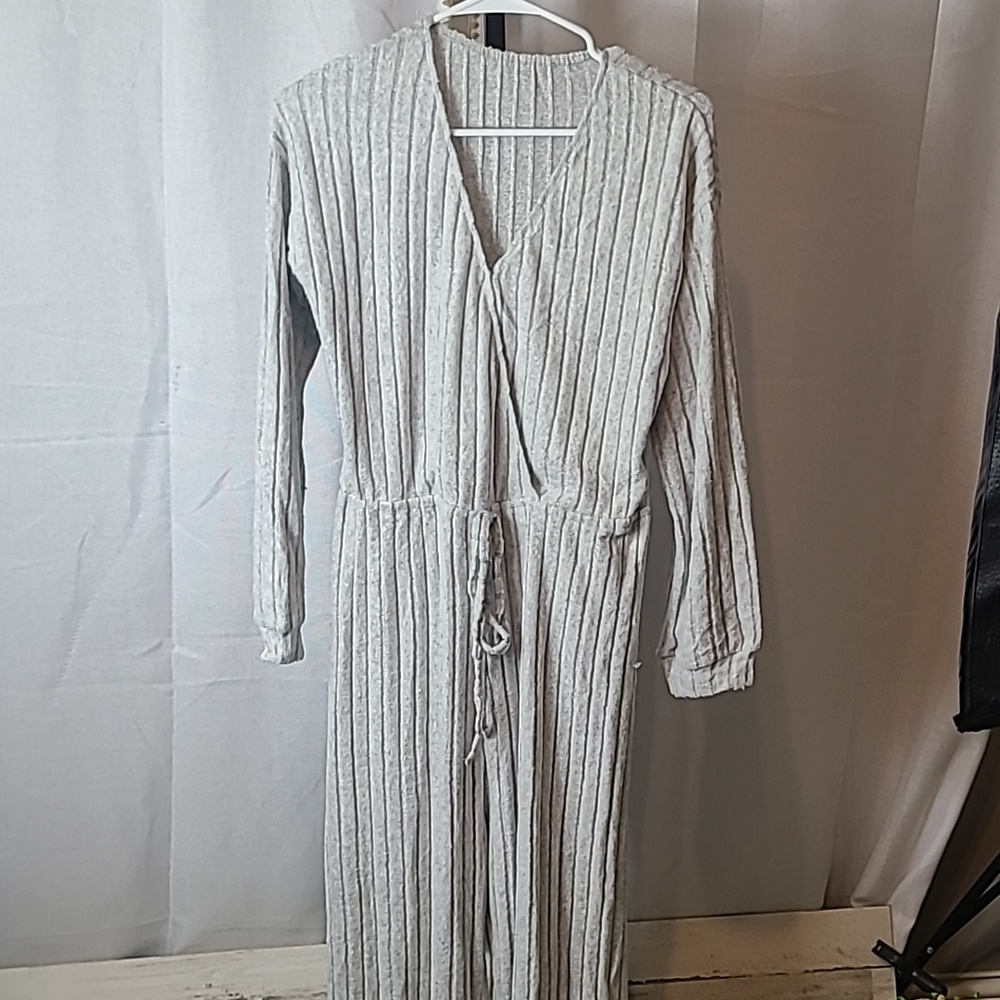 Cupshe Silver Mist Ribbed Drawstring Jumpsuit Med.  New - Picture 3 of 8
